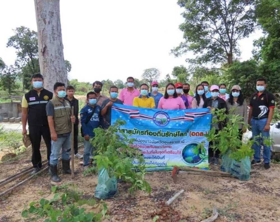 วันที่  9 พ.ค.66 กิจกรรมปลูกต้นไม้ อาสาสมัครท้องถิ่นรักษ์โลก (อถล.)  บริเวณฝายน้ำล้นบ้านด่านเม่น ม.10